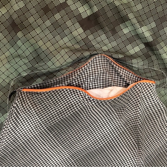 PBteen/Burton Collection Snowboard Jacket Duvet Cover & 2Shams-See Measurements - Picture 7 of 16